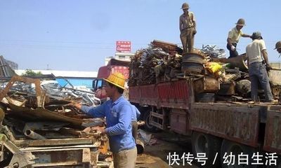 跟儿子进城的老母亲,靠捡破铜烂铁一天净赚1000块,回收行真暴力!