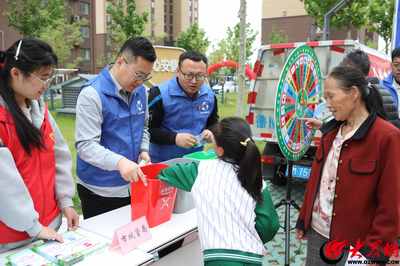 滨州市城管局组织开展垃圾分类宣传进社区活动