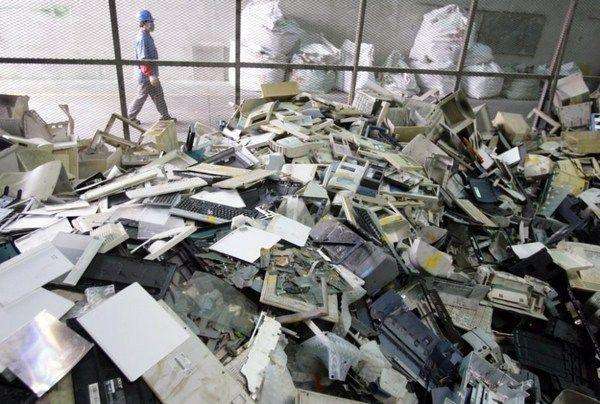吴中区光福进口仪器回收覆铜板电子产品回收报价